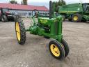 John Deere Model B Unstyled