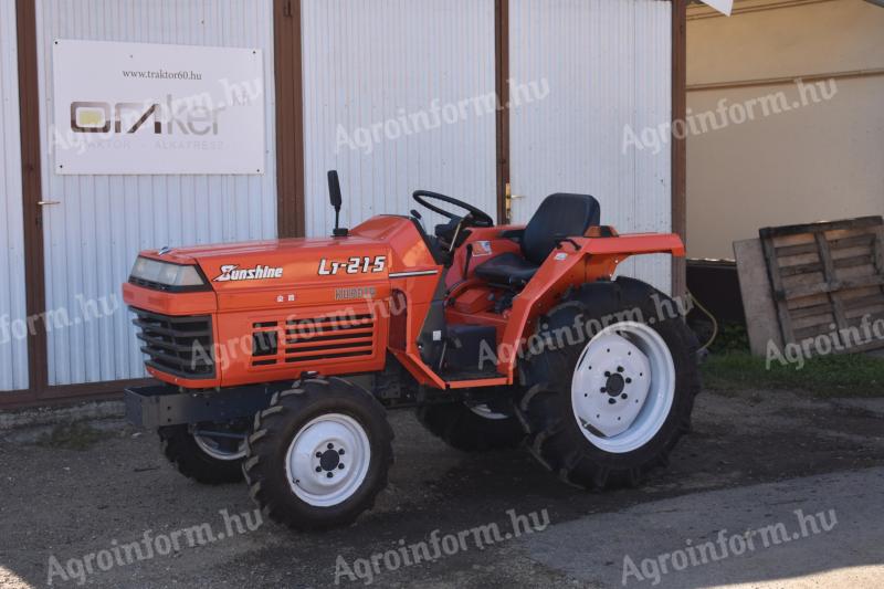 Kubota L1-215D japán kistraktor 21 Le,  4WD