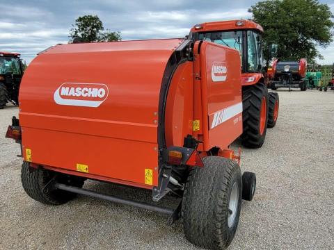 Maschio Entry 120 fixkamrás bálázó Maschio Entry 120 fixkamrás bálázó