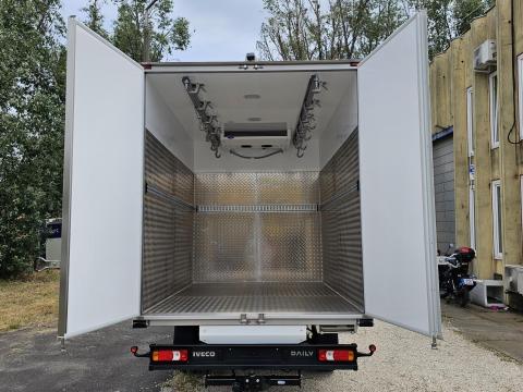 Raktárkészletről IVECO DAILY 35S16A8/P - D30C + AUTOTHERM® SF50 Foodcontrol hűtős doboz