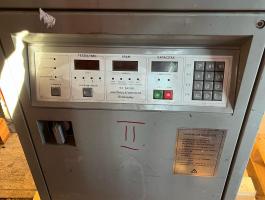 Univerzális akkumulátor töltő 12-24V 150 A