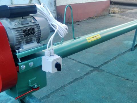 Terményszállító csiga 114/3 méter 220V Terményszállító csiga 114/3 méter 220V