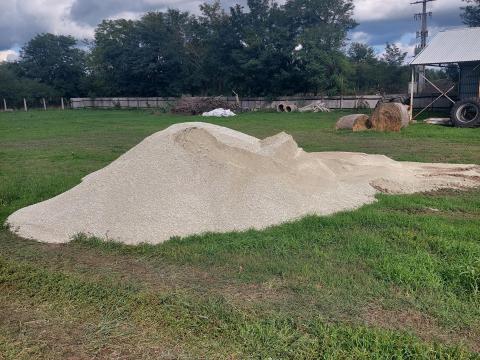 Talajjavító ásványi riolittufa | 20-25% vízmegtartás | 5-10% hozamnövelés természetesen Talajjavító ásványi riolittufa | 20-25% vízmegtartás | 5-10% hozamnövelés természetesen