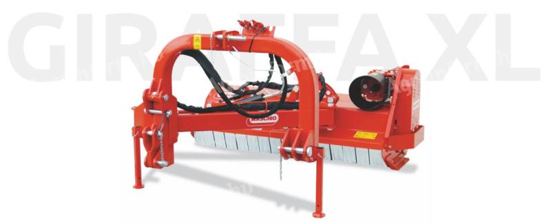 Maschio Giraffa XL 160 SE típusú rézsűzúzó