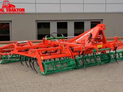 Agromasz / Agro-Masz AU 50 - AU 56 magágykészítő kombinátor Agromasz / Agro-Masz AU 50 - AU 56 magágykészítő kombinátor