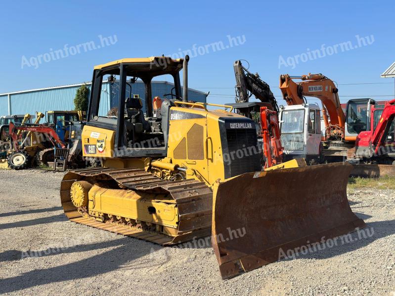 Caterpillar D5K LGP dózer