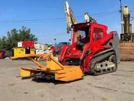 Gehl RT175 gumihevederes minirakodó+Landhonor