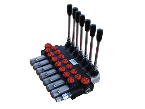 Hidraulika vezértömb 40 liter/perc,  7 karos + úszó állás Hidraulika vezértömb 40 liter/perc,  7 karos + úszó állás