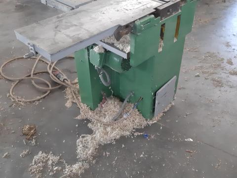 3 műveletes gép (körfűrész, gyalu, maró) 3 műveletes gép (körfűrész, gyalu, maró)