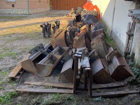 Rakodógép kanalak Rakodógép kanalak