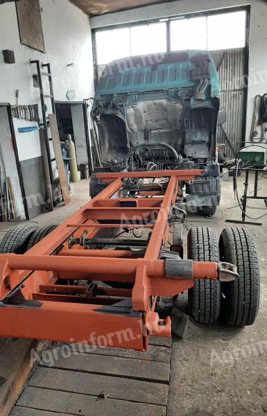 Teherautó,  pótkocsi,  kamion alváz és plató javítása