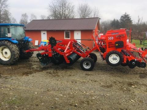 GÉPKAPCSOLAT: HanaWerk Raptor 3 m rövidtárcsa + HanaWerk Superlin gabonavetőgép GÉPKAPCSOLAT: HanaWerk Raptor 3 m rövidtárcsa + HanaWerk Superlin gabonavetőgép