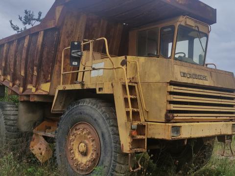 BELAZ dömper BELAZ dömper