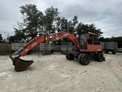 ATLAS 1204 FORGÓKOTRÓ - MARKOLÓ - MUNKAGÉP ATLAS 1204 FORGÓKOTRÓ - MARKOLÓ - MUNKAGÉP