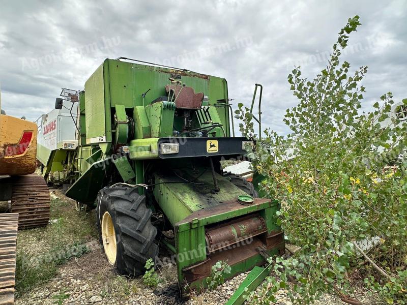 John Deere 952 kombájn bontásra