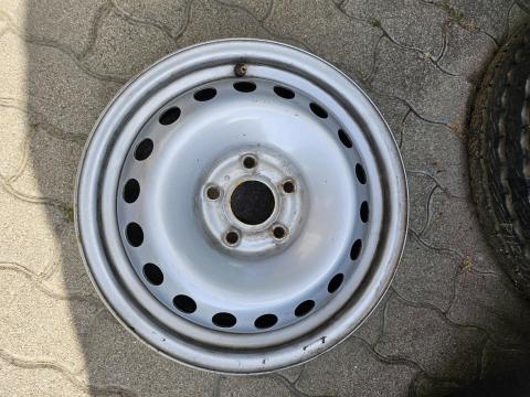 5X108 6X15 ET44 60 AGY RENAULT KANGÓ LEMEZFELNI 5X108 6X15 ET44 60 AGY RENAULT KANGÓ LEMEZFELNI