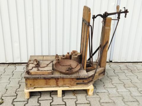 FA MÁZSA SÚLYOKKAL AZONNAL VIHETŐ FA MÁZSA SÚLYOKKAL AZONNAL VIHETŐ