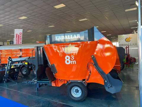 AKCIÓ -10% I ERDALLAR takarmánykeverő és kiosztó | 8 m3 | vertikális AKCIÓ -10% I ERDALLAR takarmánykeverő és kiosztó | 8 m3 | vertikális