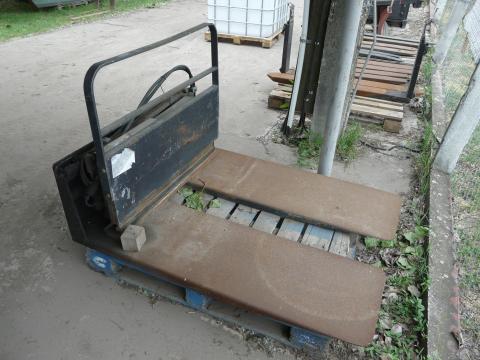 Hidraulikus bála letoló adapter Hidraulikus bála letoló adapter