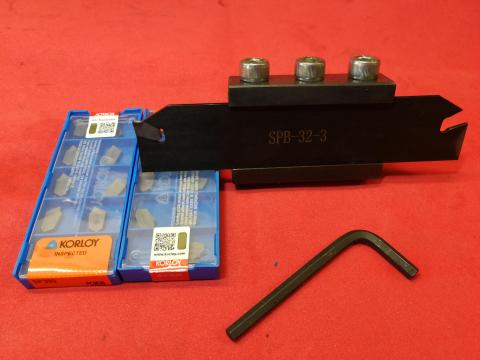 Esztergakés 32mm Leszúrópenge+10db lapka+Befogó/ Szamla cégeknek is