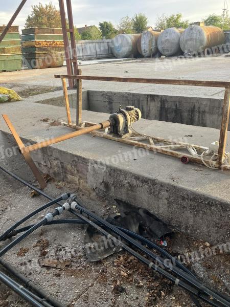 Hajtóműves keverő