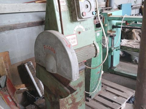 Német hosszdaraboló ingafűrész eladó Német hosszdaraboló ingafűrész eladó