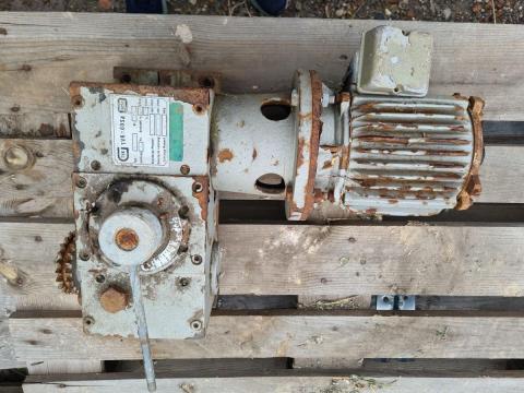 HF 01 varió hajtómű villanymotorral HF 01 varió hajtómű villanymotorral