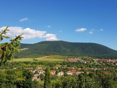 FELSŐTÁRKÁNY leggyönyörűbb helyén,  csodás panorámával 2,5 ha külterületi telek eladó FELSŐTÁRKÁNY leggyönyörűbb helyén,  csodás panorámával 2,5 ha külterületi telek eladó