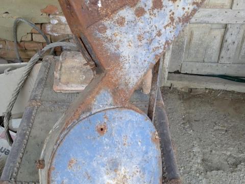 T kalapácsos terménydaráló T kalapácsos terménydaráló