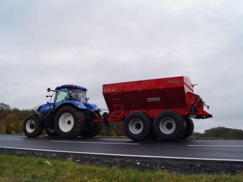 Pomot 12,5 TONNÁS 10500 LITERES MŰTRÁGYASZÓRÓ - KEDVEZMÉNYES ÁRON Pomot 12,5 TONNÁS 10500 LITERES MŰTRÁGYASZÓRÓ - KEDVEZMÉNYES ÁRON