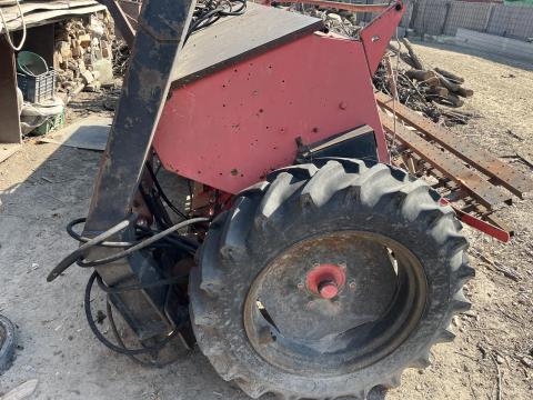 Nardi gabona vetögép eladó Nardi gabona vetögép eladó