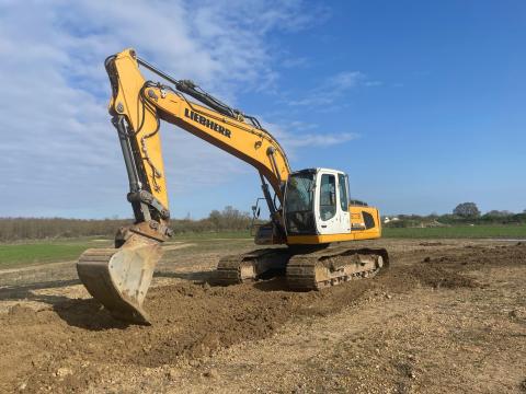 Liebherr 906 kotrógép nagyon jó állapotban eladó Liebherr 906 kotrógép nagyon jó állapotban eladó
