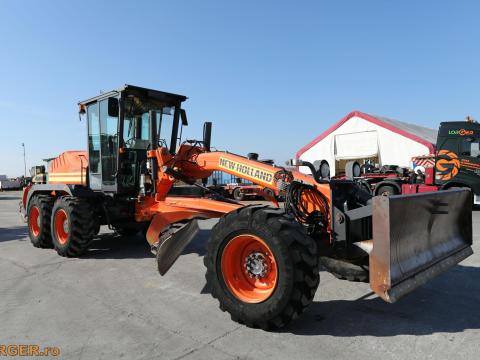 New Holland F156.6/A gréder + 3D GPS Rendszer New Holland F156.6/A gréder + 3D GPS Rendszer