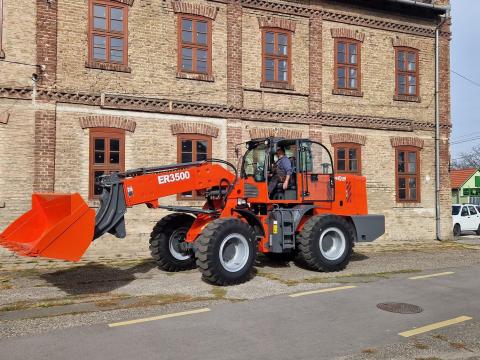 Everun ER3500 teleszkópos rakodó ÚJDONSÁG Everun ER3500 teleszkópos rakodó ÚJDONSÁG