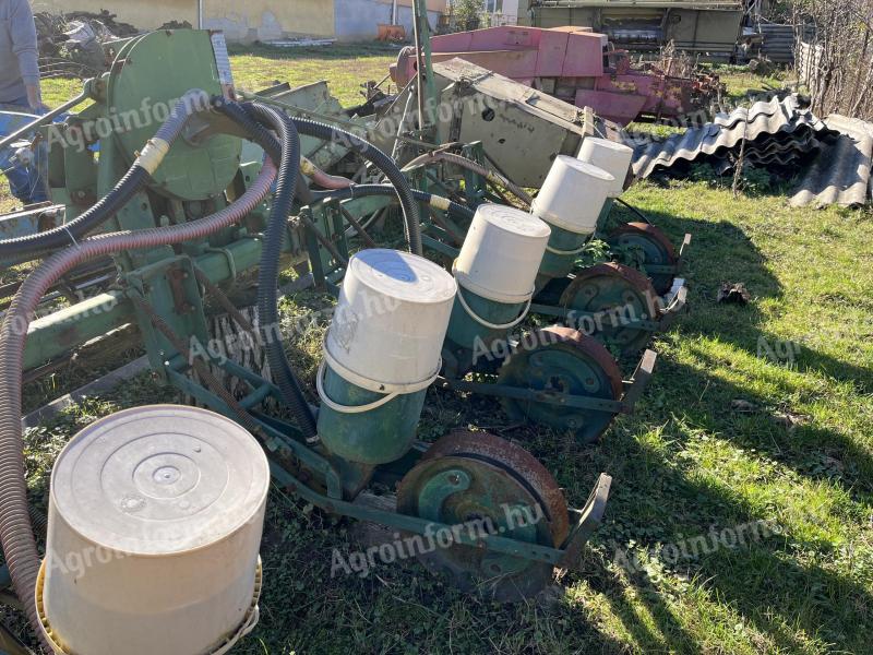 Eladó 6 soros SPC kukorica vetőgép