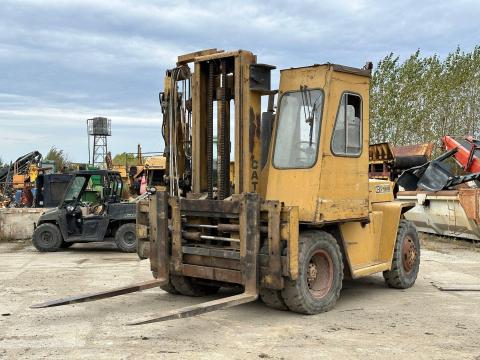 Caterpillar V180B targonca Caterpillar V180B targonca