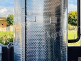 3000 literes rozsdamentes acéltartály eladó