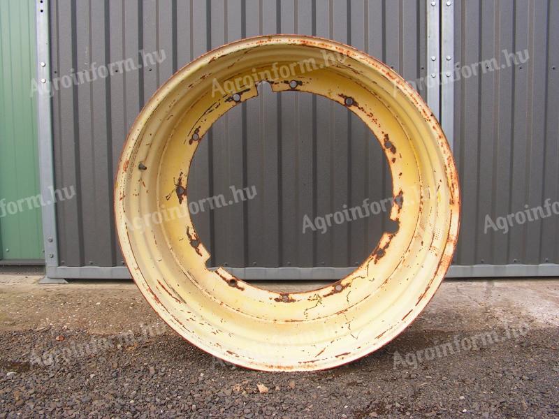 John Deere felni 18"xR42 RE175484