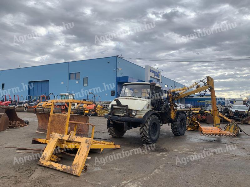 Mercedes 406A Unimog