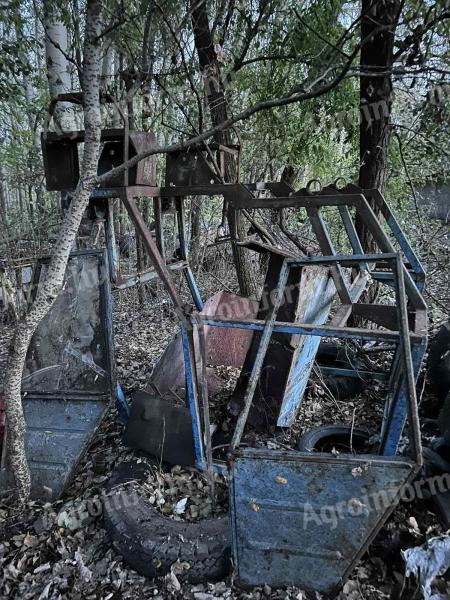 Zetor fülke és motor