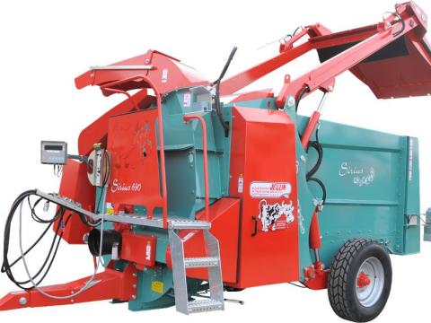 JEULIN Sirius DP vontatott siló- és bála bontó-kiosztó JEULIN Sirius DP vontatott siló- és bála bontó-kiosztó