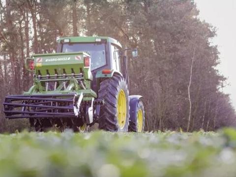 Agromasz / Agro-Masz Dzik vetőgép - EGYEDI ÁRON Agromasz / Agro-Masz Dzik vetőgép - EGYEDI ÁRON