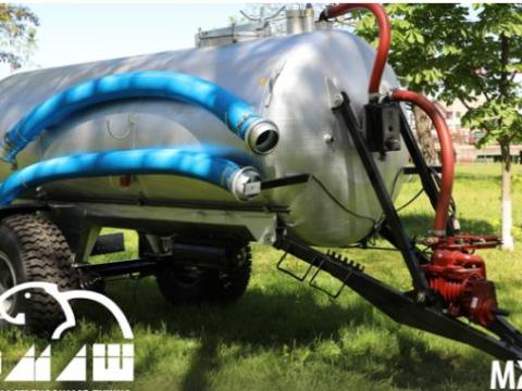 BOBRUJSZK AGROMASH MJT-6 6000 LITERES SZIPPANTÓ ÉS HÍGTRÁGYA-SZÓRÓ TARTÁLYKOCSI BOBRUJSZK AGROMASH MJT-6 6000 LITERES SZIPPANTÓ ÉS HÍGTRÁGYA-SZÓRÓ TARTÁLYKOCSI