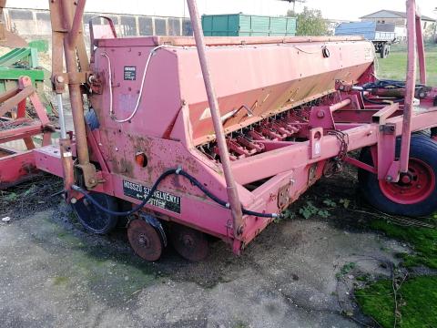 Eladó IH 6200 vetőgép Eladó IH 6200 vetőgép
