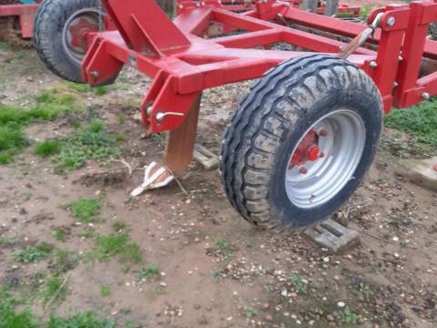 Eladó Metalwolf Talajlazító Eladó Metalwolf Talajlazító