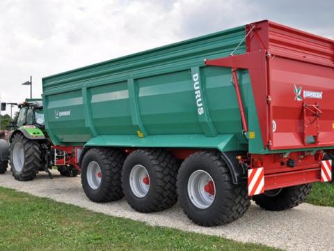 FARMTECH DURUS 3000 pótkocsi FARMTECH DURUS 3000 pótkocsi