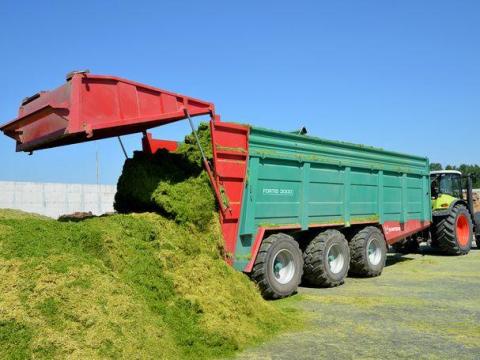 FARMTECH FORTIS 3000 pótkocsi FARMTECH FORTIS 3000 pótkocsi