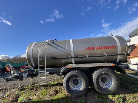 KOBZARENKO 10/2 ÉS 12/2 saválló tartálykocsi KOBZARENKO 10/2 ÉS 12/2 saválló tartálykocsi