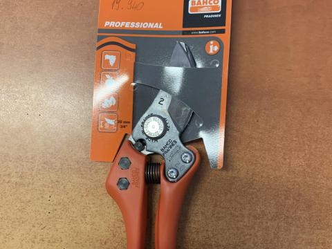 BACHO METSZŐOLLÓ P1-20