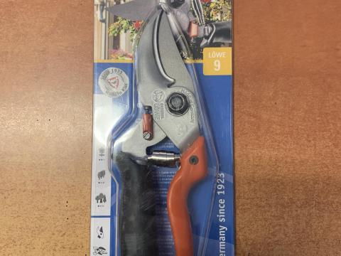 LÖWE METSZŐOLLÓ 9.109 LÖWE METSZŐOLLÓ 9.109